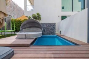 Coastal Themed 4BR Townhouse with Pool in JVC